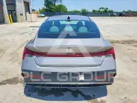 2025 Hyundai Elantra фото