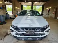 2025 Hyundai Elantra фото