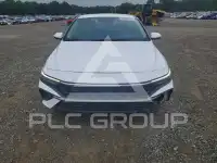 2025 Hyundai Elantra фото