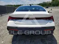 2025 Hyundai Elantra photo