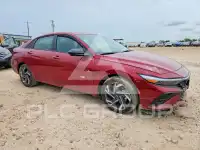 2025 Hyundai Elantra photo