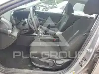 2025 Hyundai Elantra фото