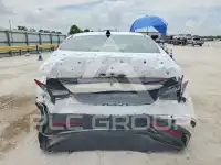 2025 Hyundai Elantra photo