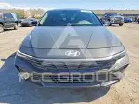 2025 Hyundai Elantra photo