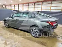 2025 Hyundai Elantra photo