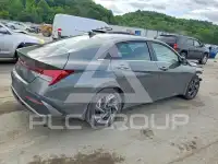 2025 Hyundai Elantra фото