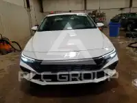 2025 Hyundai Elantra фото