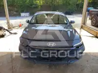 2025 Hyundai Elantra фото