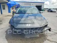 2025 Hyundai Elantra фото