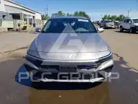 2025 Hyundai Elantra photo