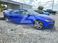 2025 Hyundai Elantra photo