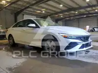 2025 Hyundai Elantra фото