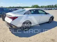 2025 Hyundai Elantra photo