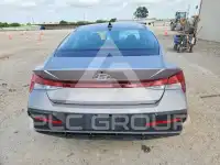 2025 Hyundai Elantra photo