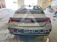 2025 Hyundai Elantra photo