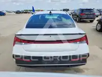 2025 Hyundai Elantra фото