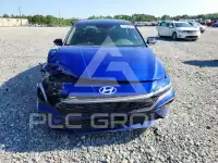 2025 Hyundai Elantra фото