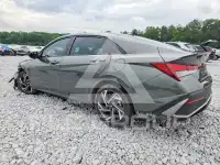 2025 Hyundai Elantra photo