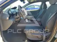 2025 Hyundai Elantra photo