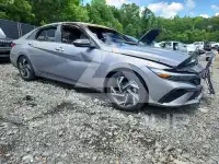 2025 Hyundai Elantra photo
