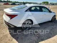 2025 Hyundai Elantra фото