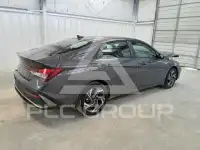 2025 Hyundai Elantra фото