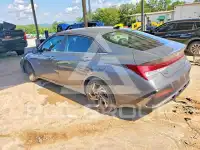 2025 Hyundai Elantra фото
