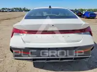 2025 Hyundai Elantra фото