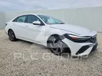2025 Hyundai Elantra фото