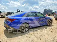 2025 Hyundai Elantra photo