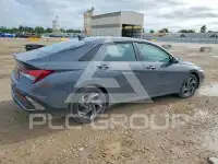 2025 Hyundai Elantra photo