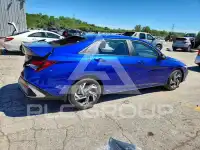 2025 Hyundai Elantra photo