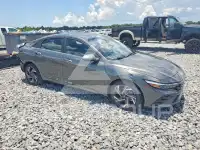 2025 Hyundai Elantra photo