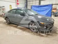 2025 Hyundai Elantra фото