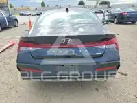 2025 Hyundai Elantra photo