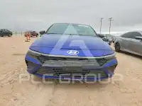 2025 Hyundai Elantra фото