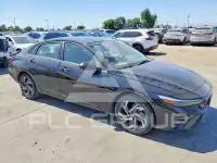 2025 Hyundai Elantra photo