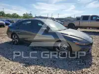 2025 Hyundai Elantra фото