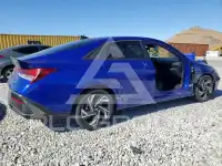 2025 Hyundai Elantra photo