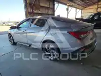 2025 Hyundai Elantra фото