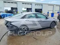 2025 Hyundai Elantra photo