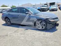 2025 Hyundai Elantra фото