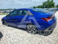 2025 Hyundai Elantra photo
