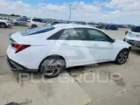 2025 Hyundai Elantra фото