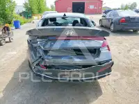 2025 Hyundai Elantra фото