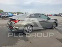 2025 Hyundai Elantra фото