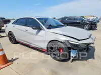 2025 Hyundai Elantra photo