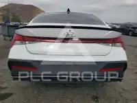 2025 Hyundai Elantra фото
