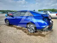 2025 Hyundai Elantra photo