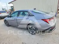 2025 Hyundai Elantra photo